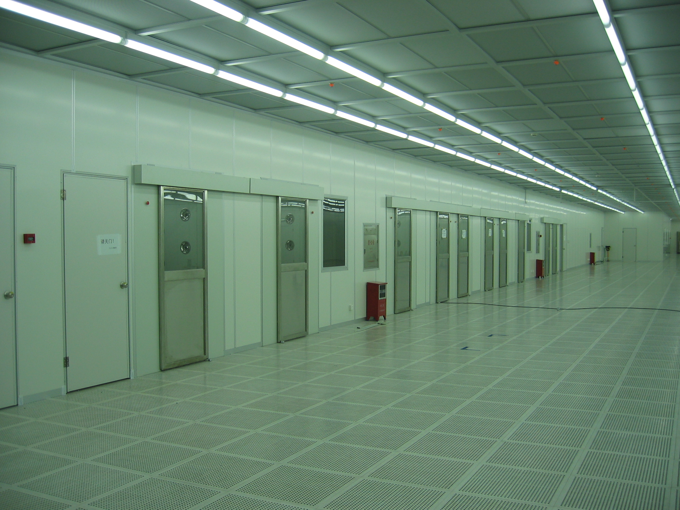 Automatic door air shower-a