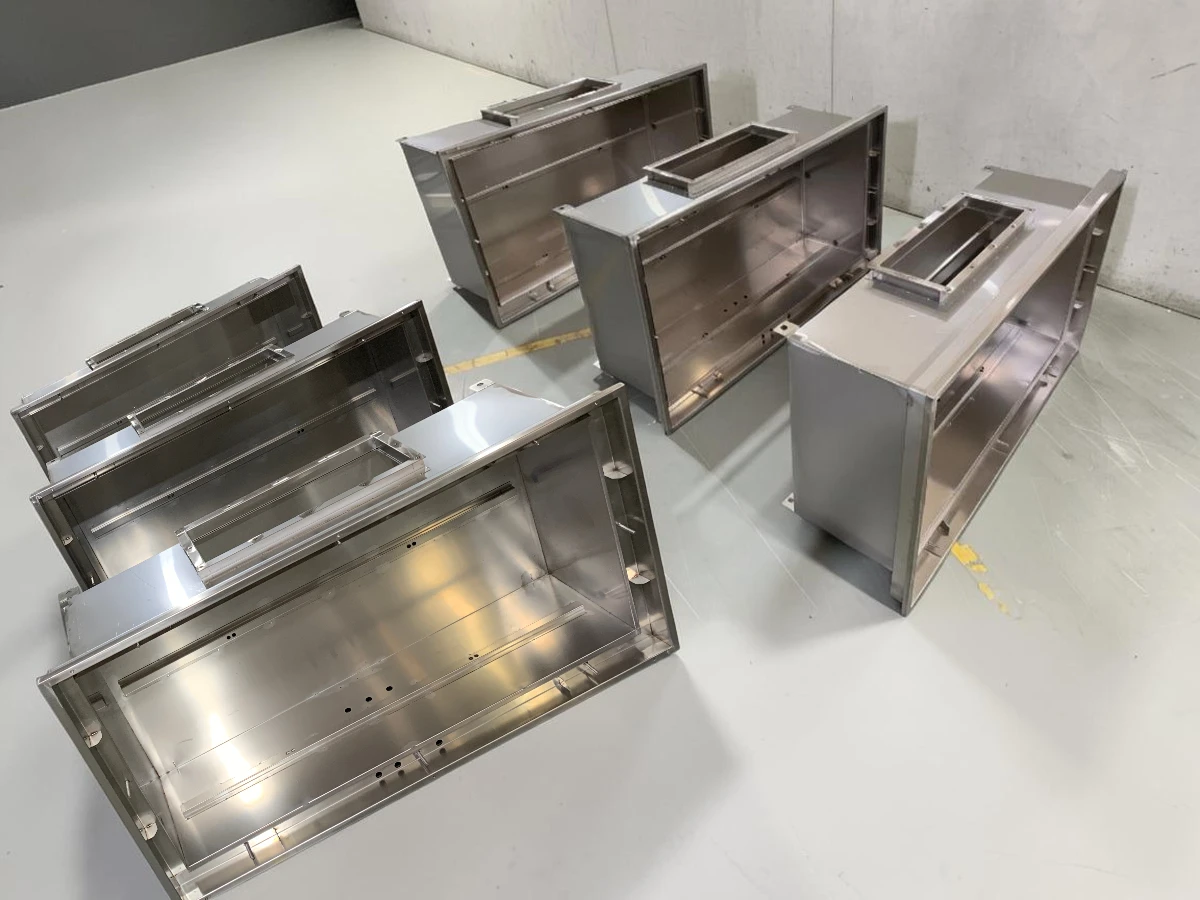 Ceiling Modules for or critical pharmaceutical and surgical zones Ceiling Modules for or critical pharmaceutical and surgical zones