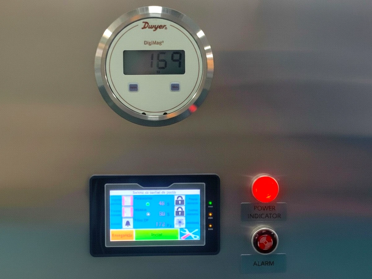 ISO5/GMP LAF pass box ISO5/GMP LAF pass box