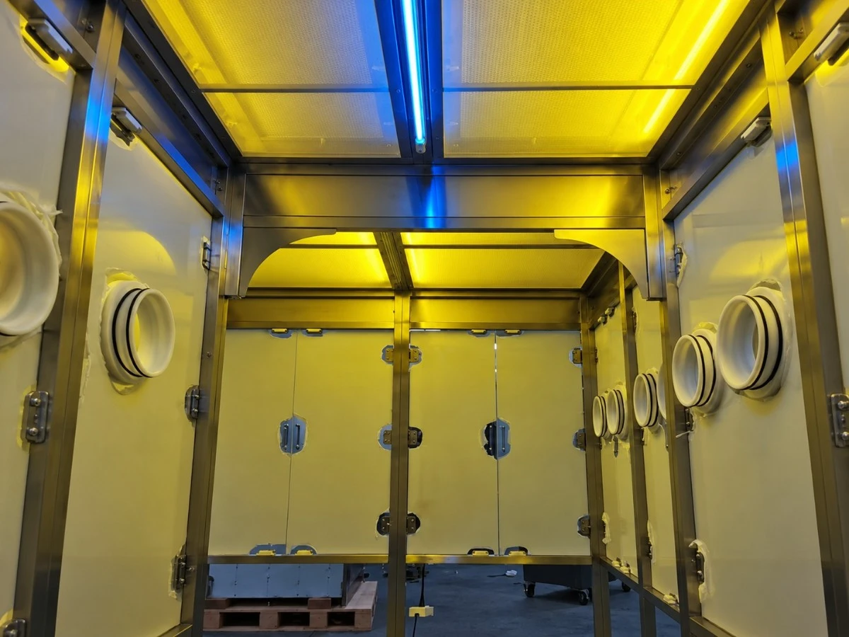 Flair custom cleanroom equipment manufacturer